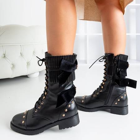 Женские черные сапоги с форсунками Cilecy - Обувь