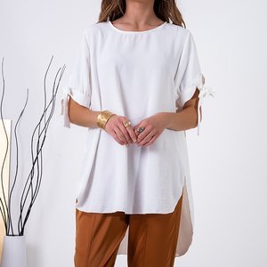 Белая женская блузка oversize