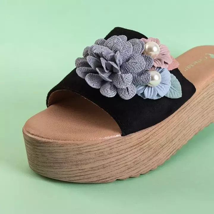 OUTLET Черные женские сандалии на платформе Azriel - Обувь