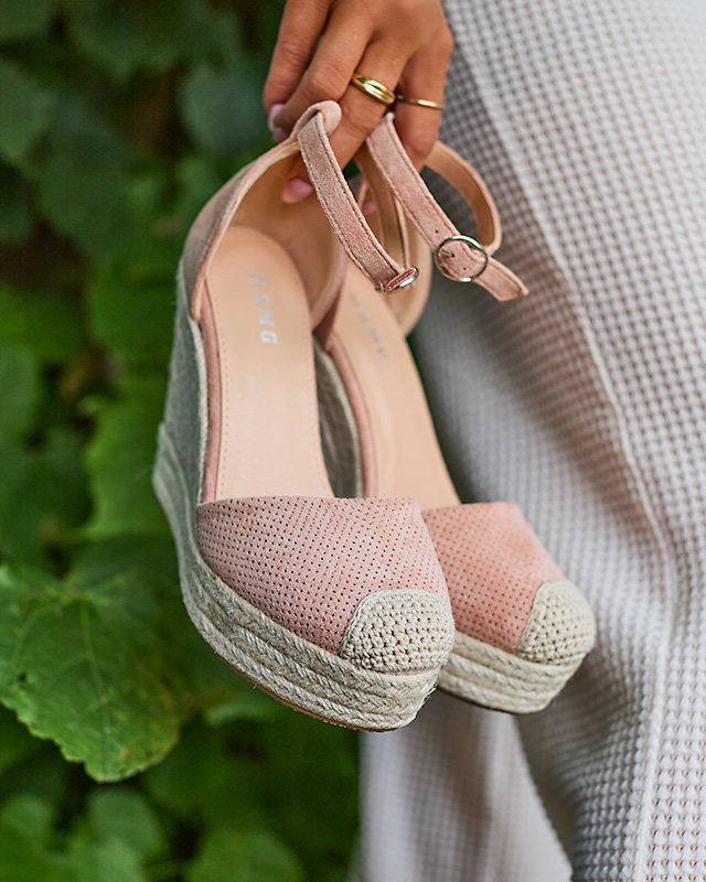 Royalfashion Розовые женские сандалии Meylasi на каблуке