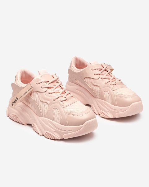Женские кроссовки розового цвета Ponti
