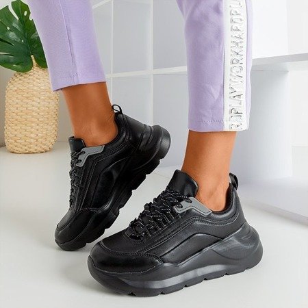 Чорне взуття на товстій платформі Dambi - Взуття 1