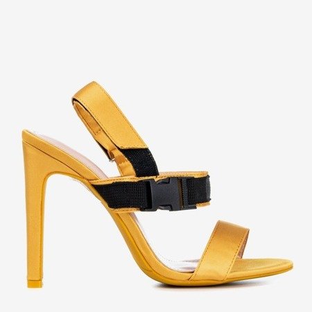 Жовті босоніжки на пості з липучкою Spolisa - Взуття 1