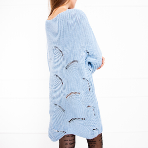 Блакитний жіночий подовжений светр з оздобленням