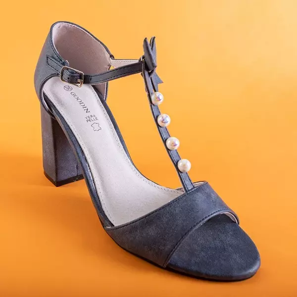 OUTLET Темно-сині жіночі босоніжки з прикрасами на посту Gizela - Взуття