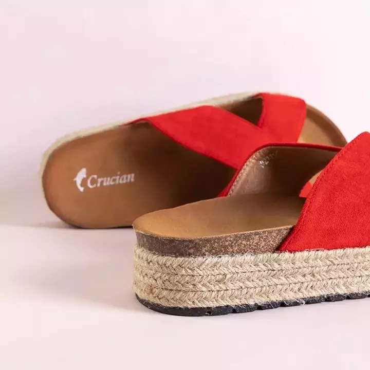 OUTLET Жіночі червоні тапочки на платформі Martiu - Взуття