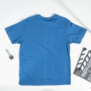 Синя чоловіча футболка