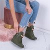 Зелені снікерси на танкетці Sinnea - Взуття