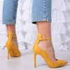 Жовті високі підбори Батя - Взуття