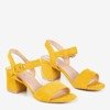 Жовті жіночі босоніжки на низькому пості Саола - Взуття 1